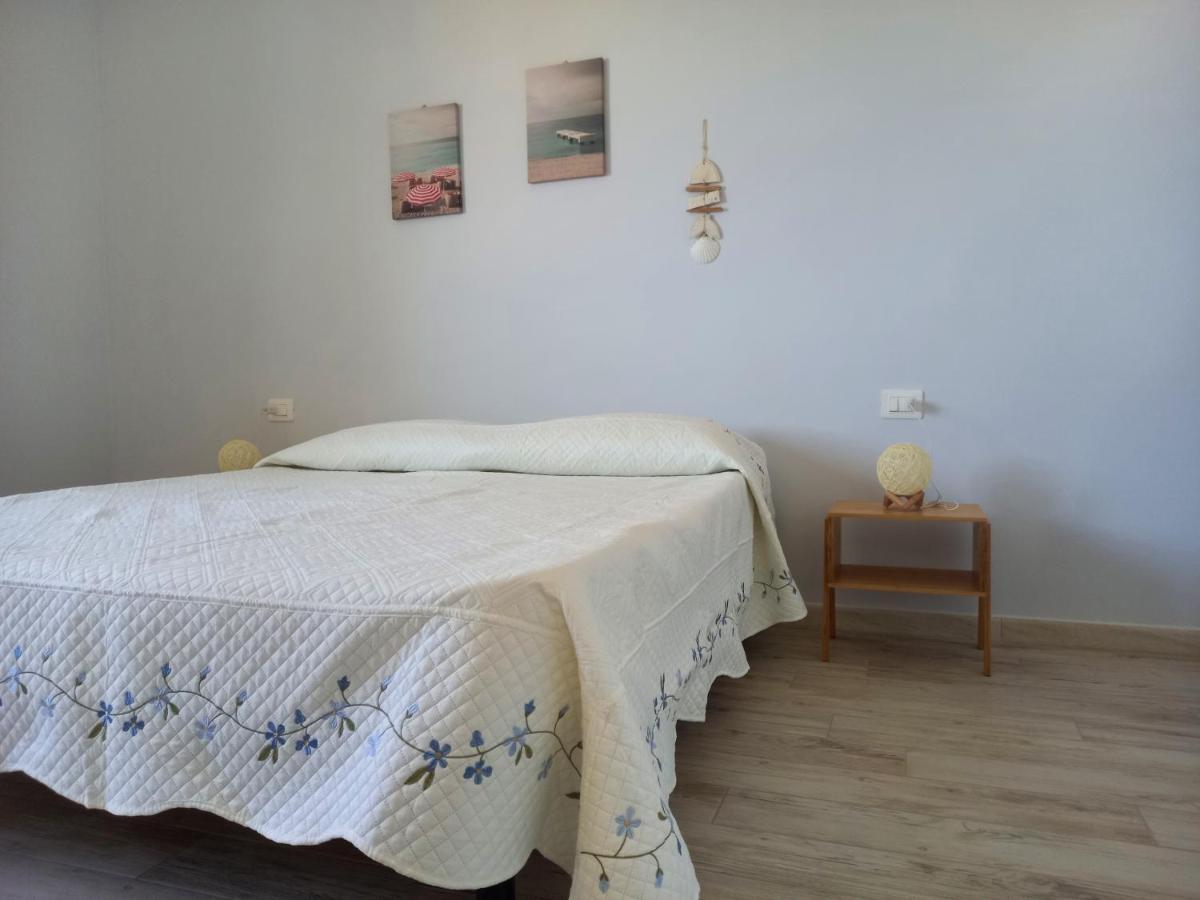 Domus Deledda Posada (Sardinia) Buitenkant foto