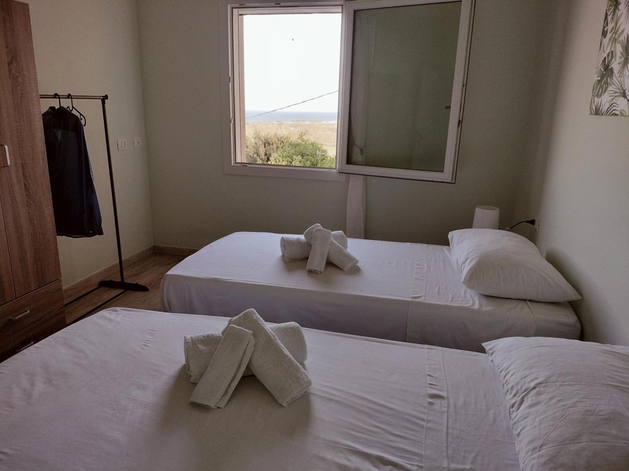 Domus Deledda Posada (Sardinia) Kamer foto